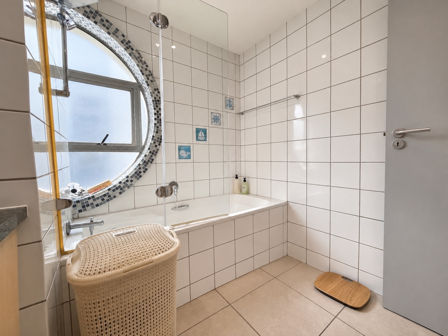 2 Bedroom Property for Sale in Claremont Upper Western Cape